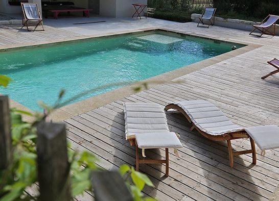 Location gte du Gard, les cabanes de Carelles : la piscine